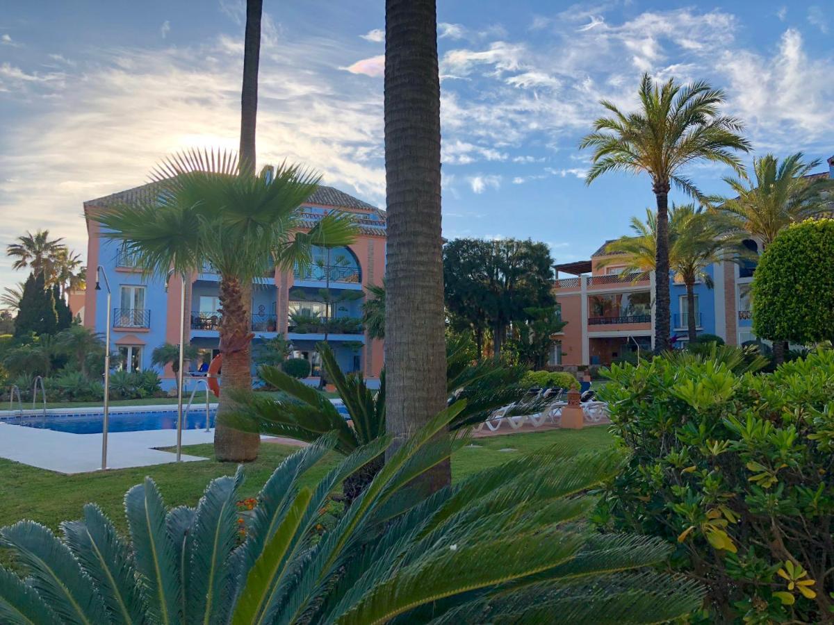 La Perla De La Bahia, Urbanizacion Gran Lujo Apartment Bahia de Casares Exterior photo